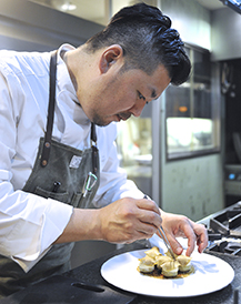 高田シェフ写真